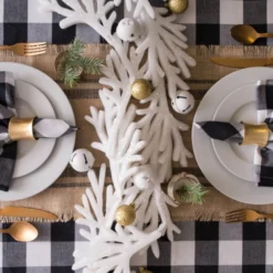 Set Of 2 White Hanging Foam Garland Leaves 51" 8 Set Of 2 White Hanging Foam Garland Leaves 51" -Christmas Trees Shop dii camz38022 4 61147.1667490748