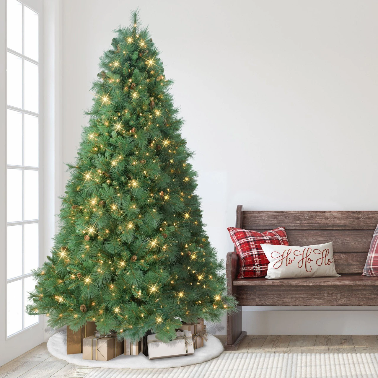 7.5' Pre-Lit Traditional Pine Artificial Christmas Tree, Clear Lights 2 7.5' Pre-Lit Traditional Pine Artificial Christmas Tree, Clear Lights - Image 2